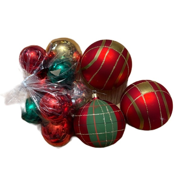 Festive Red and Green Gold Holiday Ball Ornaments Set Bundle Tartan Plaid - Picture 1 of 5